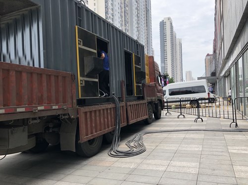 万全柴油发电机空气滤清器在不同季节的更换周期是否有差异？