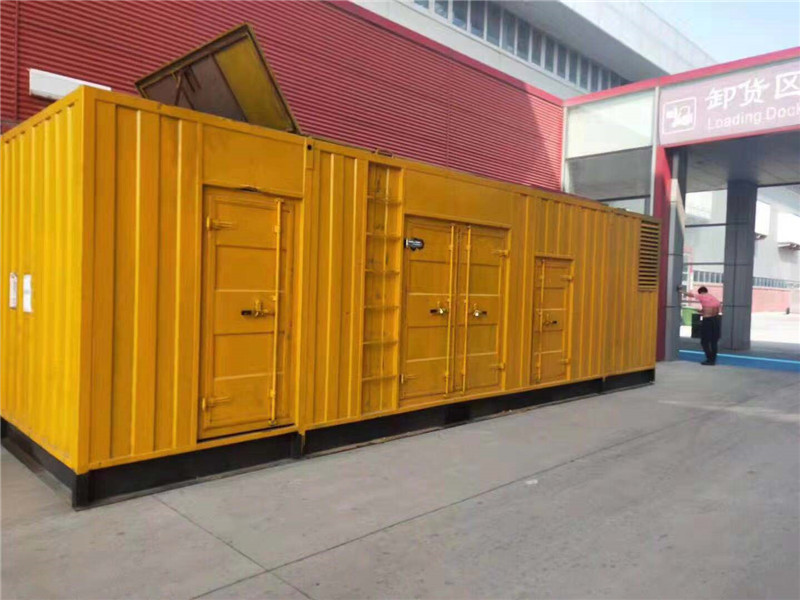万全国内外发电机组租赁合同在明确设备维护责任方面有哪些不同做法？